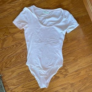 Light pink Madewell bodysuit.